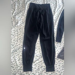 Lululemon black joggers